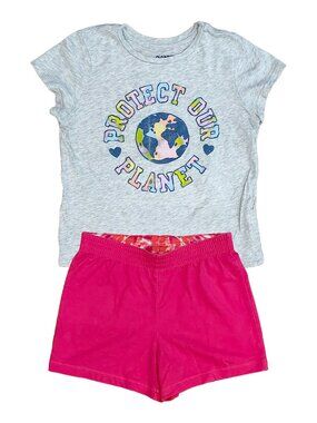 Girls 2 Pc Outfit Set Size 7–8 Gray Earth Day Tee Pink Shorts